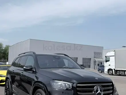 Mercedes-Benz GLS 450 4MATIC 2026 года за 93 775 000 тг. в Шымкент – фото 2