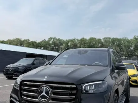 Mercedes-Benz GLS 450 4MATIC 2026 года за 93 775 000 тг. в Шымкент – фото 3