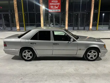 Mercedes-Benz E 300 1992 года за 2 500 000 тг. в Караганда – фото 6