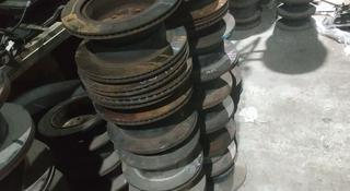 Задние Тормозные диски Gs300 за 1 000 тг. в Алматы