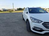 Hyundai Santa Fe 2017 года за 9 500 000 тг. в Шымкент – фото 3