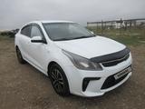 Kia Rio 2018 года за 5 401 000 тг. в Актобе – фото 2