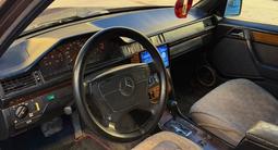 Mercedes-Benz E 220 1994 года за 2 050 000 тг. в Кызылорда – фото 5
