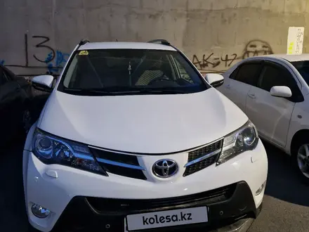 Toyota RAV4 2015 года за 10 200 000 тг. в Алматы – фото 2