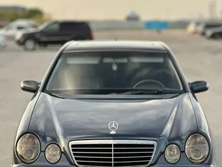 Mercedes-Benz E 320 2001 года за 5 000 000 тг. в Шиели – фото 35