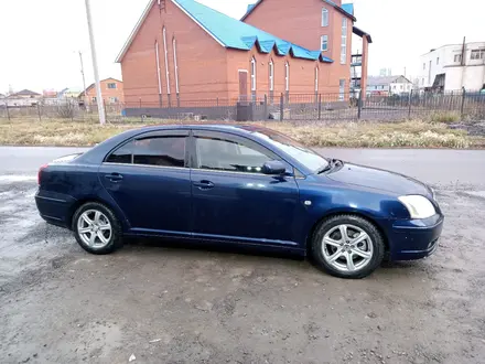 Toyota Avensis 2004 года за 4 100 000 тг. в Астана – фото 2