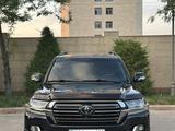 Toyota Land Cruiser 2018 года за 37 500 000 тг. в Шымкент – фото 2
