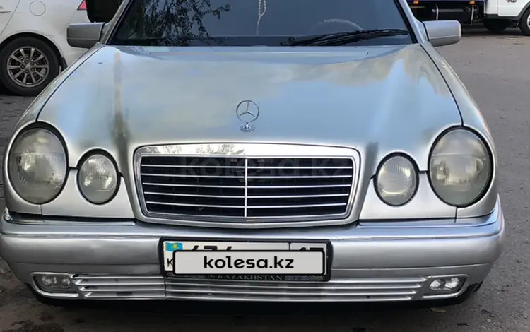 Mercedes-Benz E 230 1996 года за 2 300 000 тг. в Алматы
