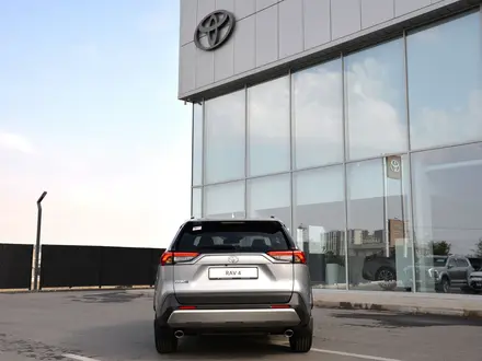 Toyota RAV4 Prestige+ 2025 года за 18 290 000 тг. в Шымкент – фото 4
