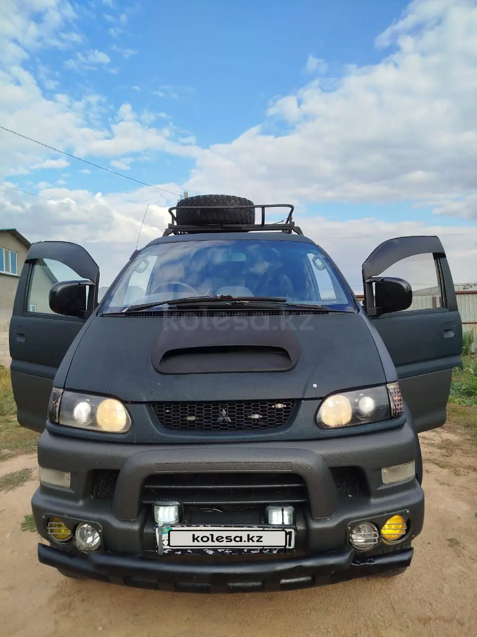 Mitsubishi Delica, 1997