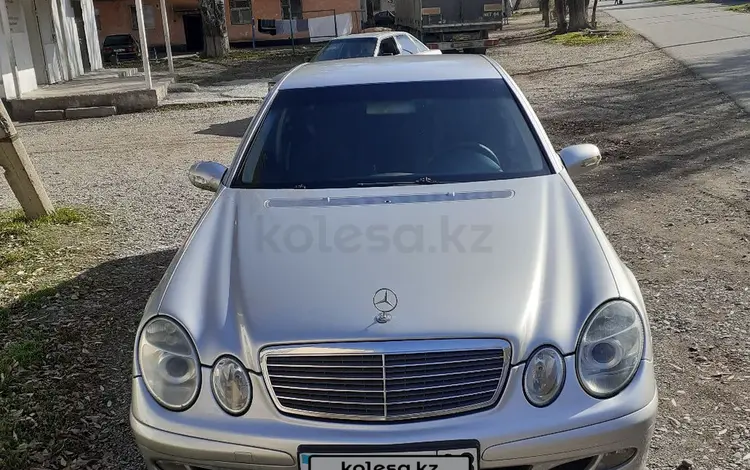 Mercedes-Benz E 200 2004 годаүшін5 000 000 тг. в Тараз