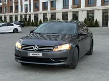 Volkswagen Passat, 2013