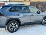 Toyota RAV4 2023 года за 17 990 000 тг. в Усть-Каменогорск – фото 4