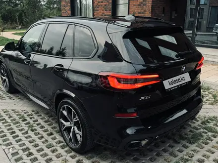 BMW X5 2021 года за 36 900 000 тг. в Алматы – фото 4