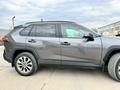 Toyota RAV4 2022 года за 17 500 000 тг. в Актобе – фото 4