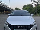 Hyundai Accent 2020 годаfor7 300 000 тг. в Алматы – фото 2