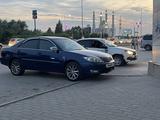 Toyota Camry 2004 года за 4 400 000 тг. в Актобе