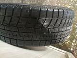 Комплект резины с дисками 215/55/17 за 330 000 тг. в Павлодар – фото 4