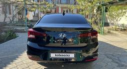 Hyundai Elantra 2019 года за 8 499 999 тг. в Актау – фото 4