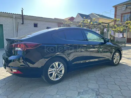 Hyundai Elantra 2019 года за 8 499 999 тг. в Актау – фото 5