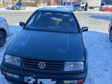 Volkswagen Vento 1997 годаүшін800 000 тг. в Семей – фото 2