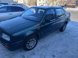 Volkswagen Vento 1997 годаүшін800 000 тг. в Семей – фото 3