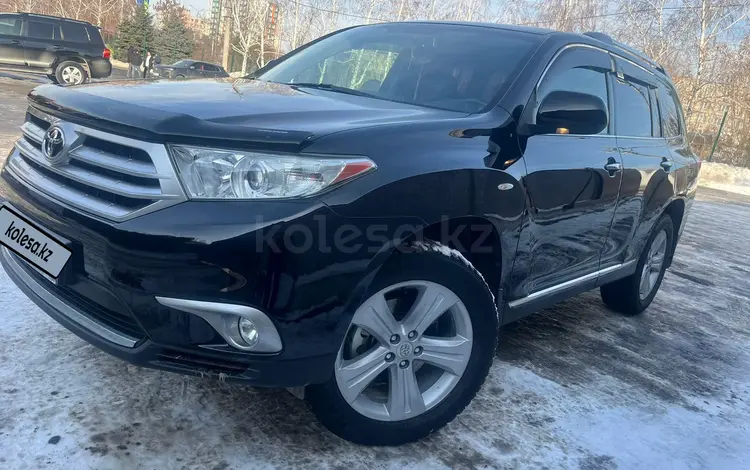 Toyota Highlander 2013 года за 14 800 000 тг. в Алматы