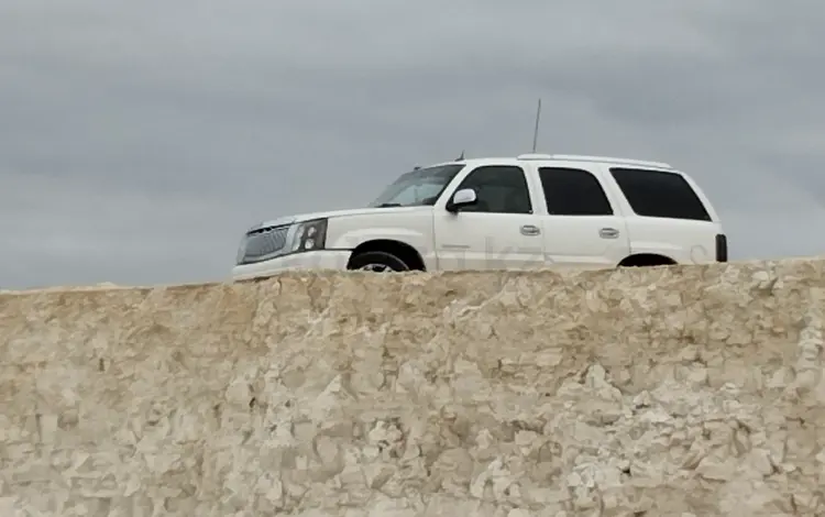 Cadillac Escalade 2004 года за 5 000 000 тг. в Уральск