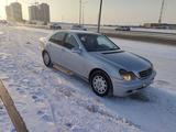 Mercedes-Benz C 200 2001 годаүшін2 850 000 тг. в Астана