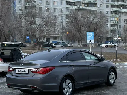 Hyundai Sonata 2011 года за 5 850 000 тг. в Байконыр – фото 4