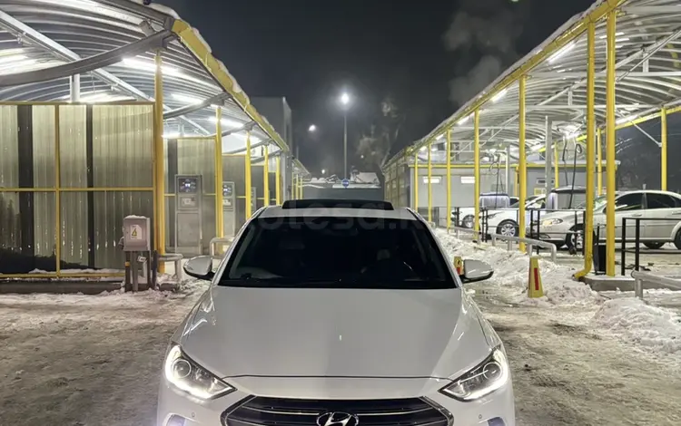 Hyundai Elantra 2018 годаүшін9 000 000 тг. в Алматы