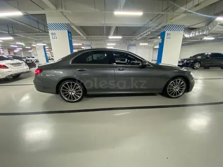 Mercedes-Benz E 350 2022 года за 35 000 000 тг. в Астана – фото 3