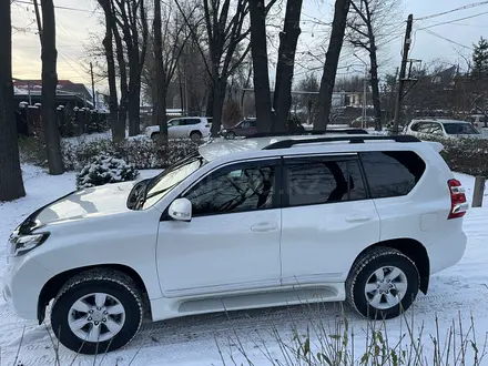 Toyota Land Cruiser Prado 2014 года за 17 900 000 тг. в Алматы – фото 7