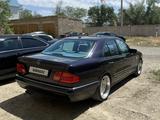 Mercedes-Benz E 320 1996 года за 3 800 000 тг. в Атырау – фото 4