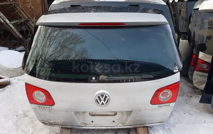 Дверь багажника за 39 000 тг. в Алматы