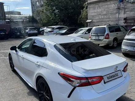 Toyota Camry 2019 года за 9 000 000 тг. в Алматы – фото 3