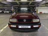 Volkswagen Vento 1994 года за 1 450 000 тг. в Алматы