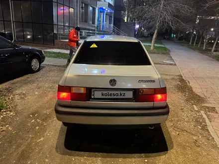 Volkswagen Vento 1993 года за 1 850 000 тг. в Кулан – фото 8