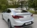 Hyundai Elantra 2019 года за 10 400 000 тг. в Караганда – фото 3