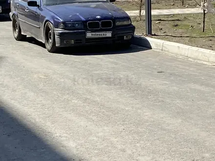 BMW 318 1991 года за 1 200 000 тг. в Усть-Каменогорск – фото 4