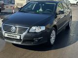 Volkswagen Passat 2010 годаүшін4 000 000 тг. в Астана – фото 2