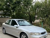 Opel Vectra 2001 годаfor1 650 000 тг. в Шымкент