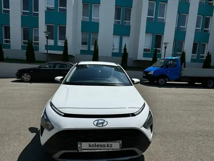 Hyundai Bayon 2023 года за 8 700 000 тг. в Алматы – фото 2