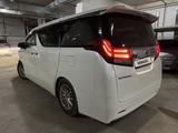 Toyota Alphard 2017 года за 13 000 000 тг. в Астана
