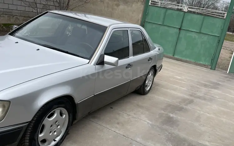 Mercedes-Benz E 220 1993 годаfor1 950 000 тг. в Мерке