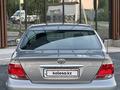 Toyota Camry 2005 года за 5 850 000 тг. в Шымкент – фото 2