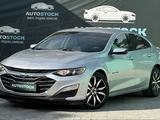 Chevrolet Malibu 2019 года за 8 390 000 тг. в Актау