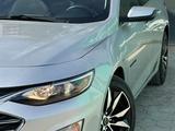 Chevrolet Malibu 2019 года за 8 390 000 тг. в Актау – фото 2