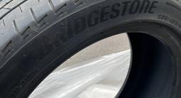 Bridgestone Turanza 235/45/18үшін30 000 тг. в Алматы