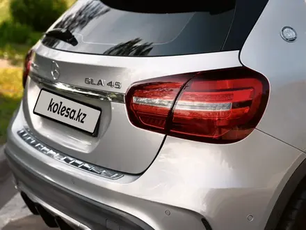 Mercedes-Benz GLA 45 AMG 2017 года за 16 300 000 тг. в Алматы – фото 78
